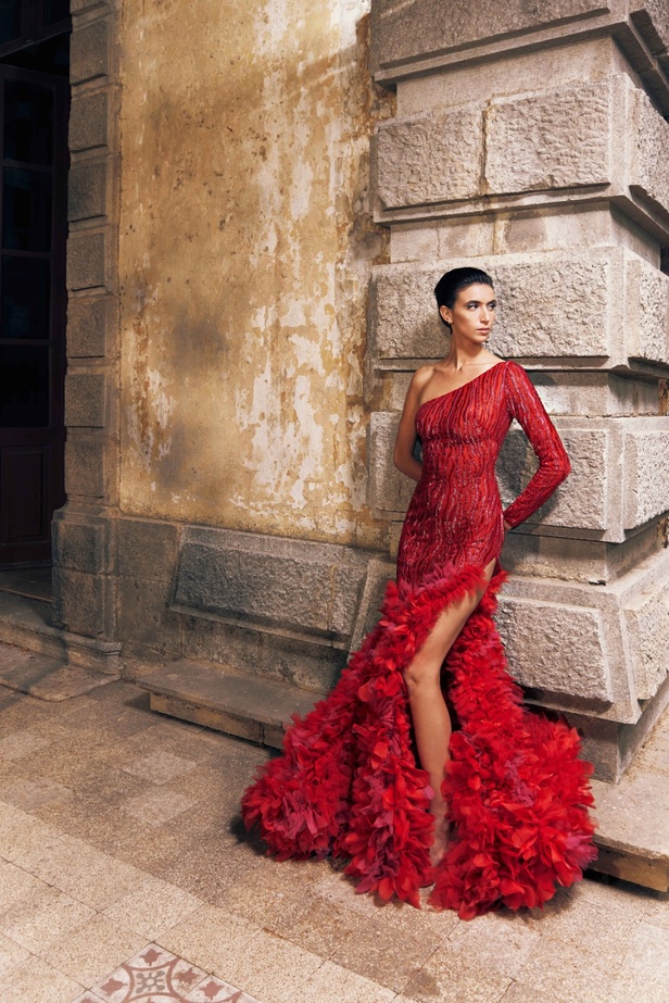 مجموعة Tony Ward لربيع 2023 انفجار ألوان استثنائية 