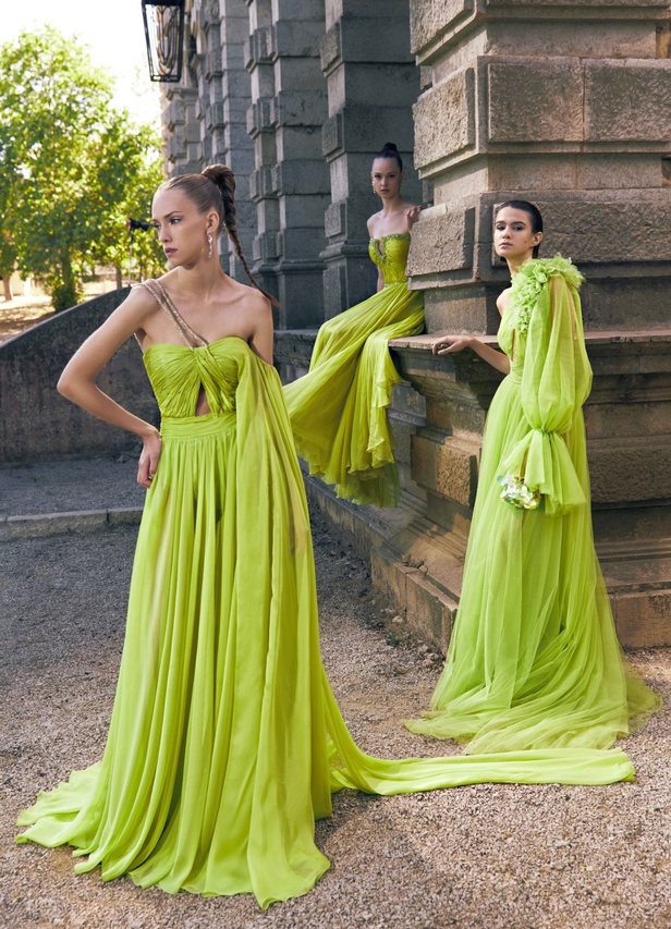 مجموعة Tony Ward لربيع 2023 انفجار ألوان استثنائية 