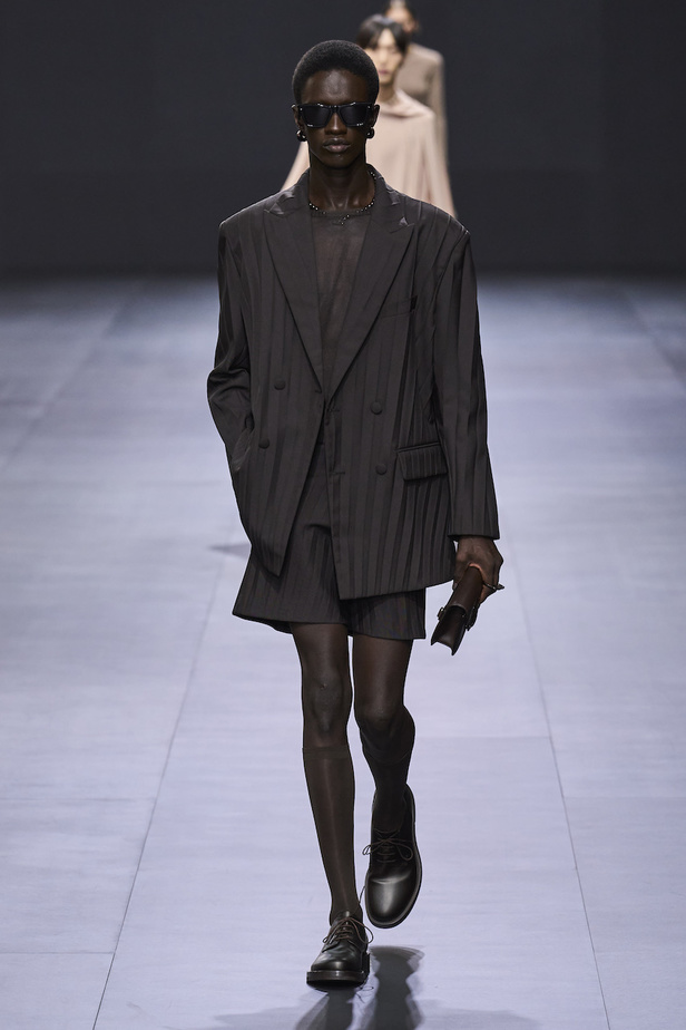 من مجموعة فالنتينو لموسم ربيع وصيف 2023