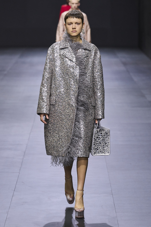 من مجموعة فالنتينو لموسم ربيع وصيف 2023