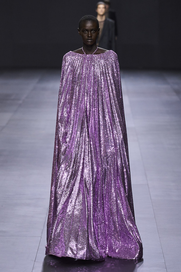 من مجموعة فالنتينو لموسم ربيع وصيف 2023