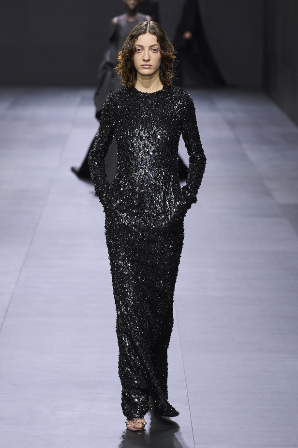 من مجموعة فالنتينو لموسم ربيع وصيف 2023