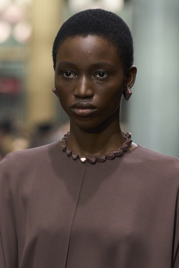 مجموعة فالنتينو لموسم ربيع وصيف 2023