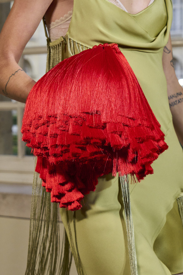 مجموعة Victoria Beckham لموسم ربيع وصيف 2023