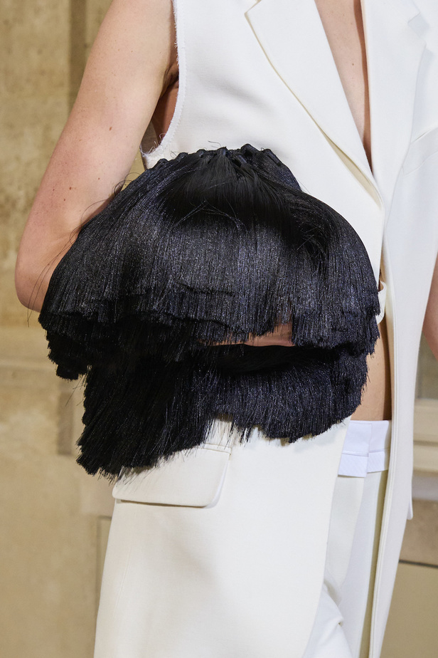 مجموعة Victoria Beckham لموسم ربيع وصيف 2023