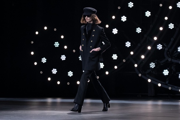 دار Celine تستبق أسبوع الموضة وتكشف عن مجموعة خريف وشتاء 2023