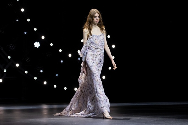 دار Celine تستبق أسبوع الموضة وتكشف عن مجموعة خريف وشتاء 2023