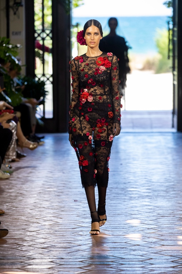 مجموعة Dolce & Gabbana Alta Moda وAlta Sartoria تصاميم فريدة لامرأة فريدة من نوعها