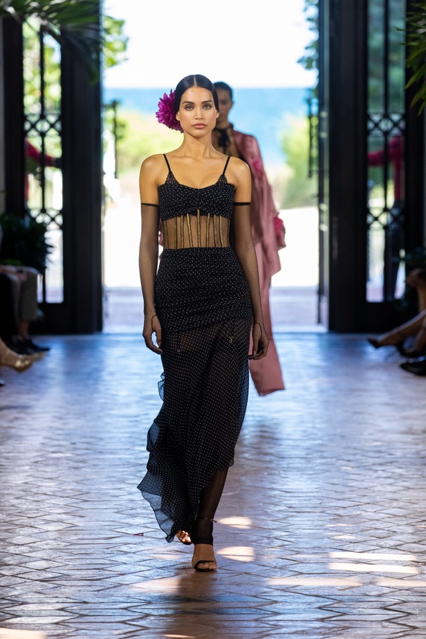 مجموعة Dolce & Gabbana Alta Moda وAlta Sartoria تصاميم فريدة لامرأة فريدة من نوعها