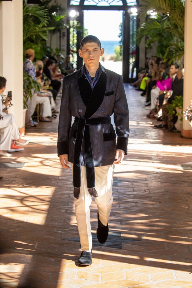 مجموعة Dolce & Gabbana Alta Moda وAlta Sartoria تصاميم فريدة لامرأة فريدة من نوعها