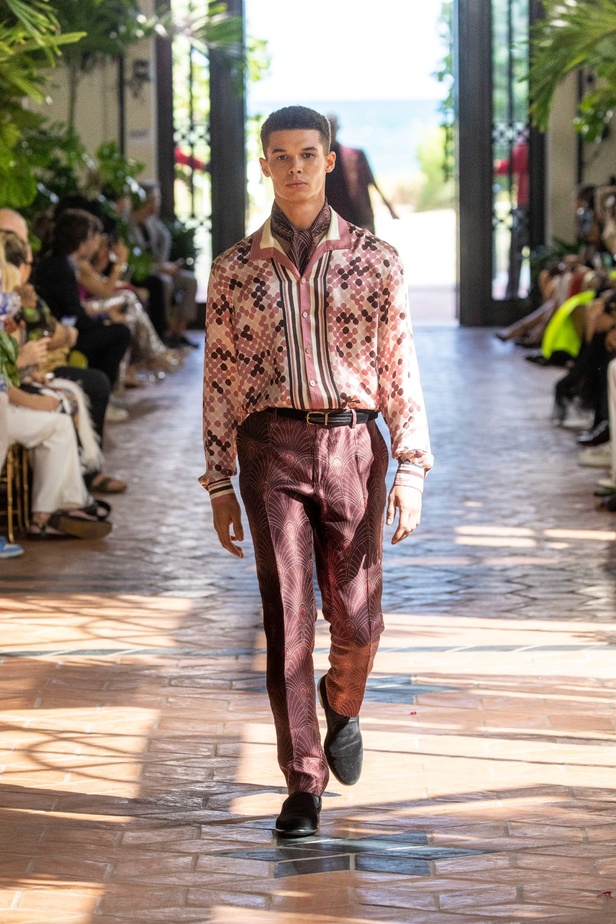 مجموعة Dolce & Gabbana Alta Moda وAlta Sartoria تصاميم فريدة لامرأة فريدة من نوعها