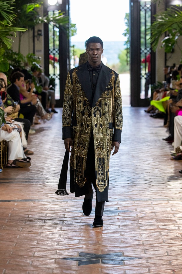 مجموعة Dolce & Gabbana Alta Moda وAlta Sartoria تصاميم فريدة لامرأة فريدة من نوعها