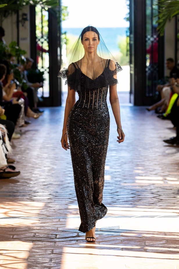 مجموعة Dolce & Gabbana Alta Moda وAlta Sartoria تصاميم فريدة لامرأة فريدة من نوعها