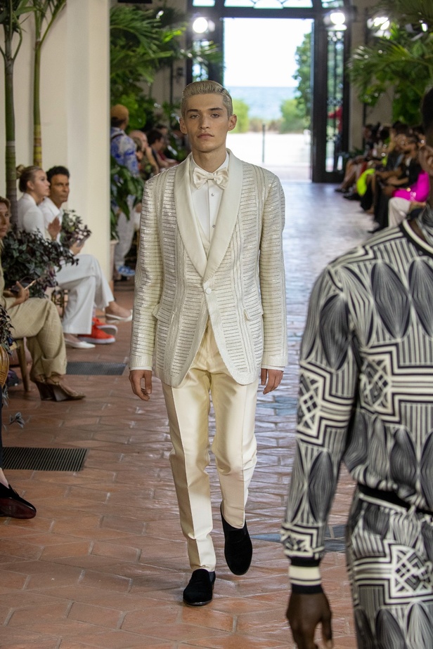 مجموعة Dolce & Gabbana Alta Moda وAlta Sartoria تصاميم فريدة لامرأة فريدة من نوعها