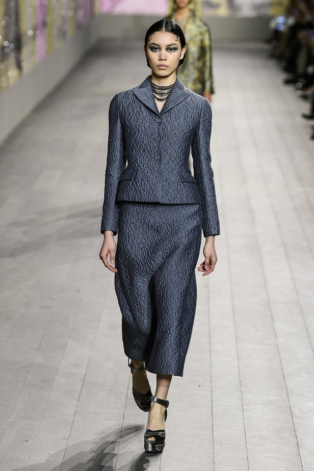 مجموعة Dior للتصاميم الراقية لموسم ربيع وصيف 2023... حِرفة أساسها الفكر