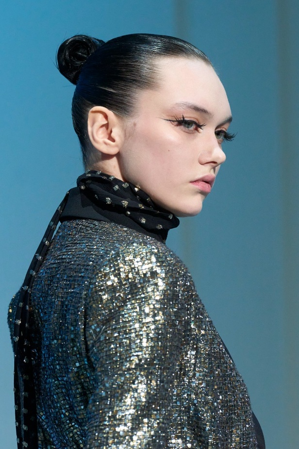 اطلالت جمالية من مجموعة Jean Paul Gaultier للهوت كوتور..