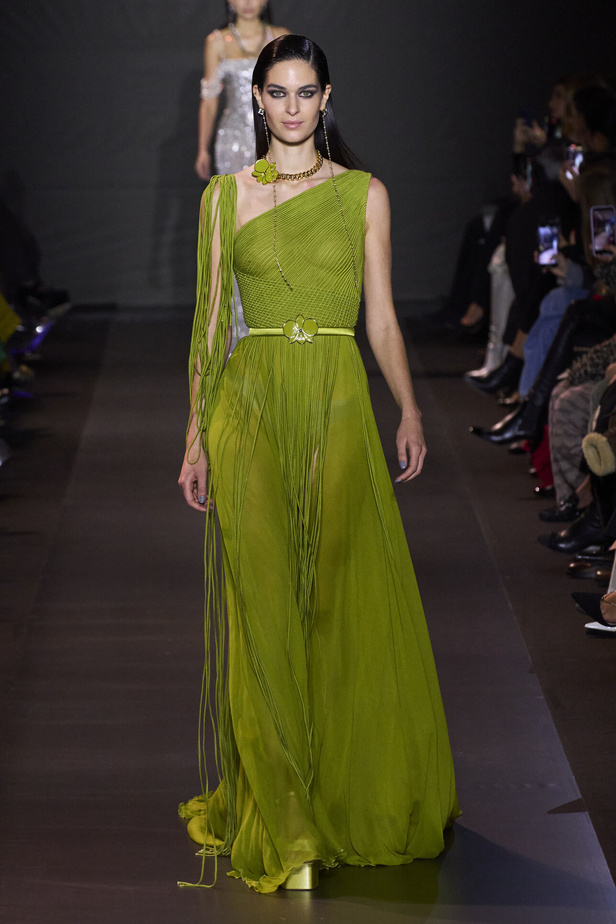 مجموعة جورج حبيقة للهوت كوتور 2023.. فخامة الشك والاناقة التي لا تزول