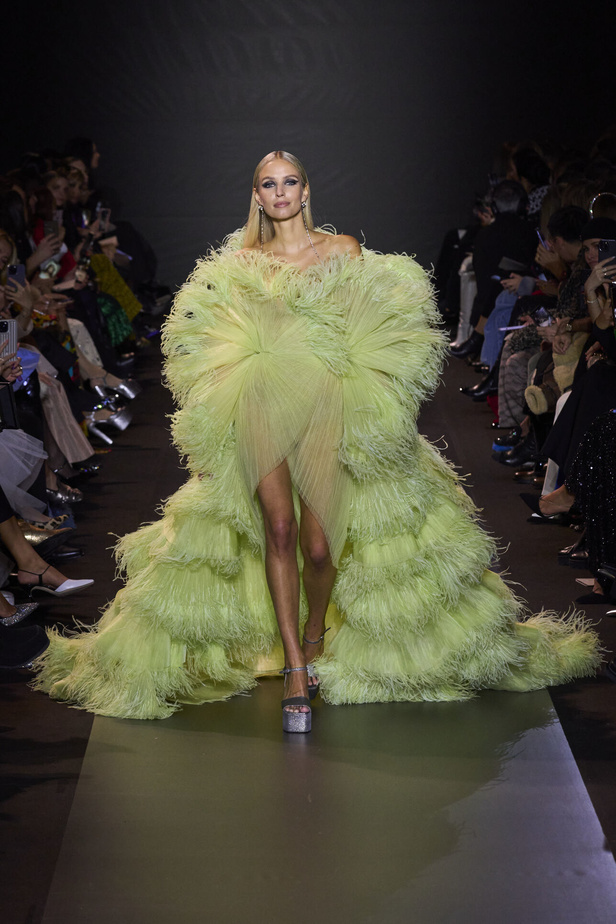 مجموعة جورج حبيقة للهوت كوتور 2023.. فخامة الشك والاناقة التي لا تزول