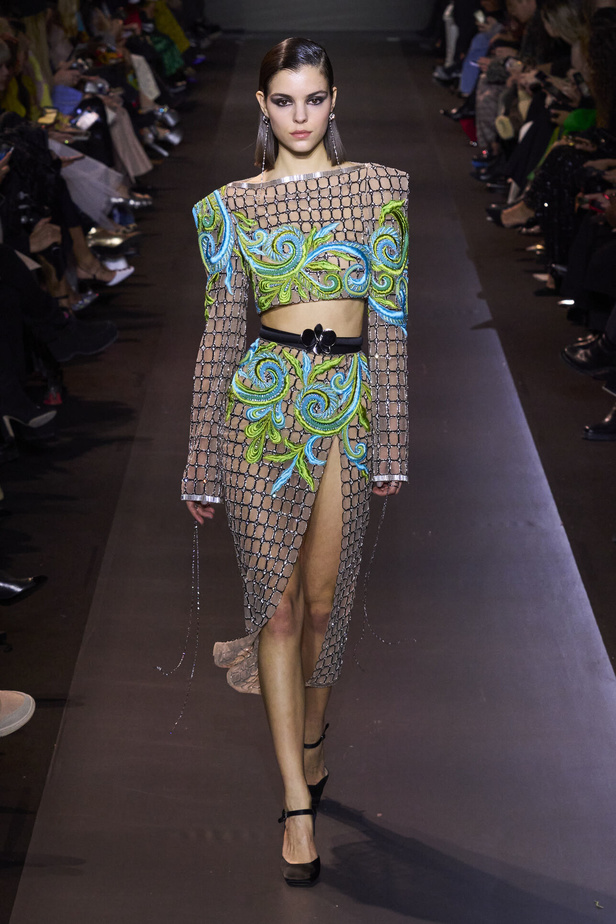 مجموعة جورج حبيقة للهوت كوتور 2023.. فخامة الشك والاناقة التي لا تزول