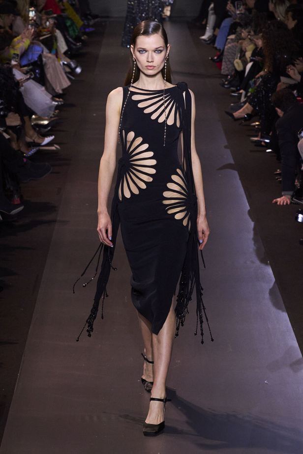 مجموعة جورج حبيقة للهوت كوتور 2023.. فخامة الشك والاناقة التي لا تزول