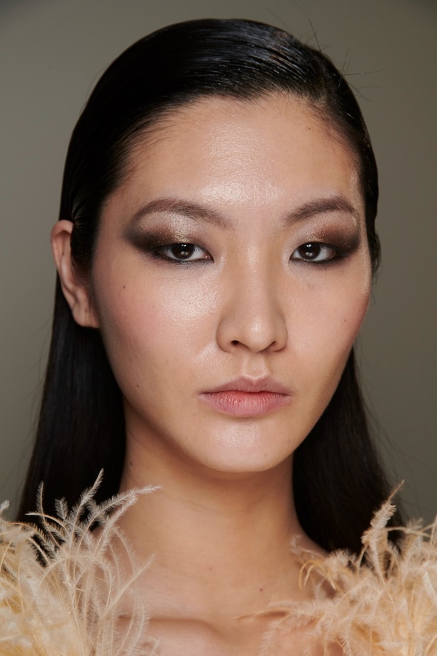 اطلالات جمالية من عرض جورج حبيقة للهوت كوتور 2023