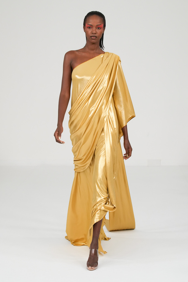 مجموعة Alexis Mabille للهوت كوتور.. صيحة الألوان والتفاصيل العصرية