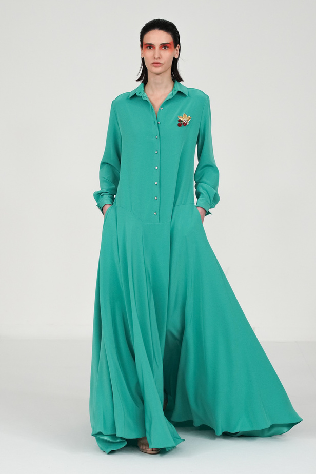 مجموعة Alexis Mabille للهوت كوتور.. صيحة الألوان والتفاصيل العصرية