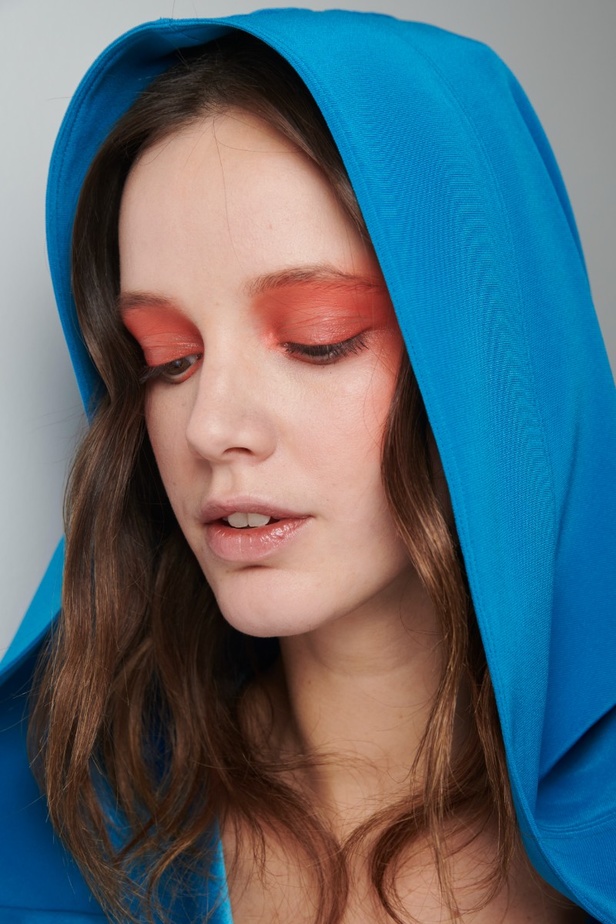 اطلالات جمالية من عرض مجموعة Alexis Mabille للهوت كوتور