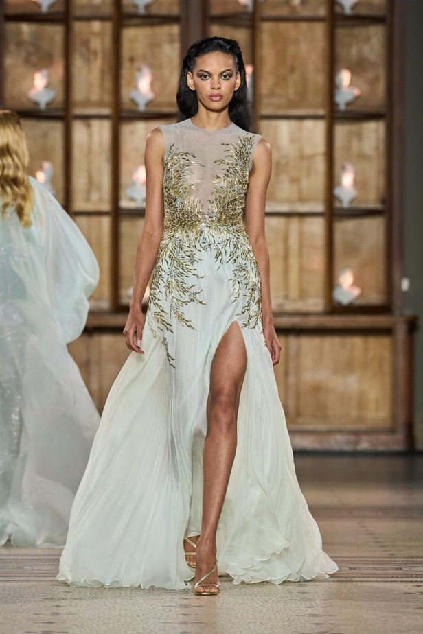 مجموعة رامي العلي للتصاميم الراقية: قصيدة تتغنّى بالمهارة الحرفية المثالية والتنفيذ الدقيق