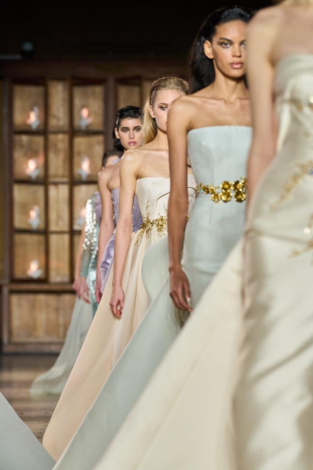 مجموعة رامي العلي للتصاميم الراقية: قصيدة تتغنّى بالمهارة الحرفية المثالية والتنفيذ الدقيق