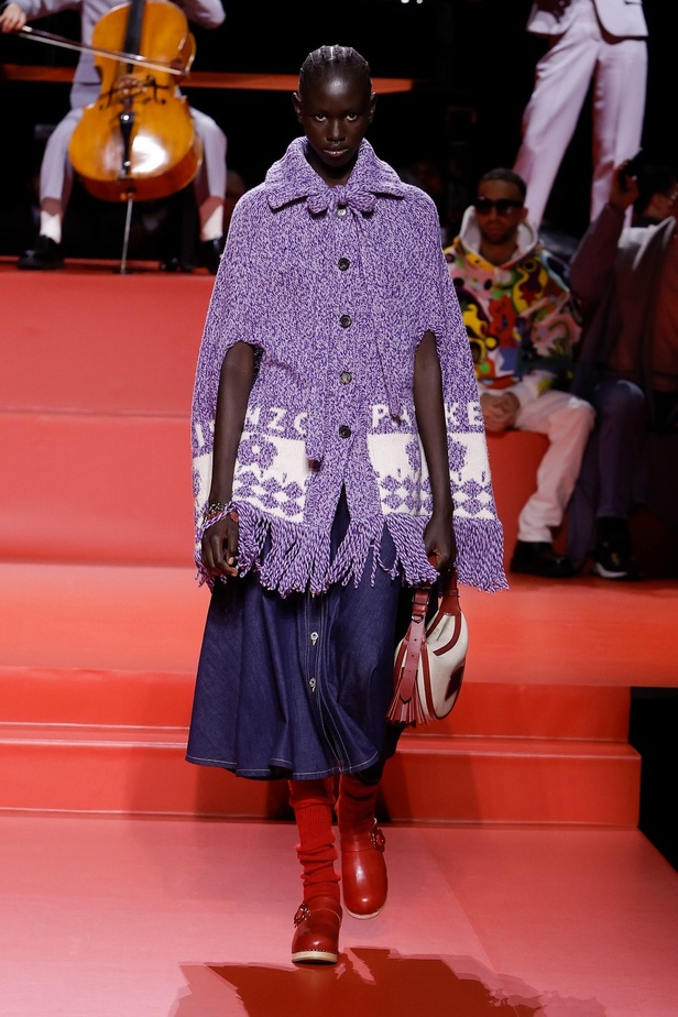 مجموعة KENZO لخريف وشتاء 2023 للنساء والرجال: مغامرة عبر الثقافات والعصور