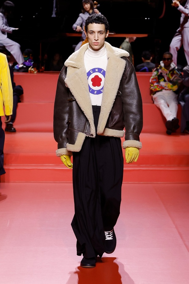 مجموعة KENZO لخريف وشتاء 2023 للنساء والرجال: مغامرة عبر الثقافات والعصور