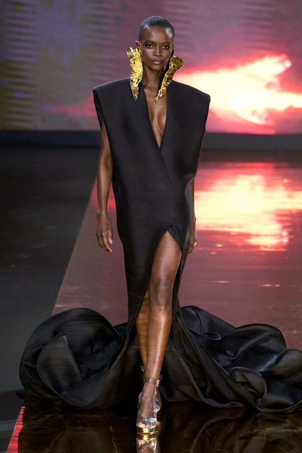 إرث البرازيل يلهم ستيفان رولاند في مجموعته الكوتور لربيع وصيف 2023 