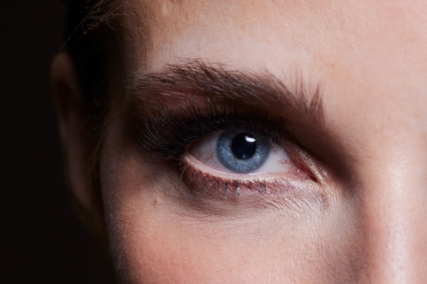 اطلالات جمالية من عرض ستيفان رولاند في مجموعته الكوتور لربيع وصيف 2023 