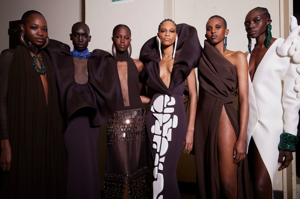 إرث البرازيل يلهم ستيفان رولاند في مجموعته الكوتور لربيع وصيف 2023 