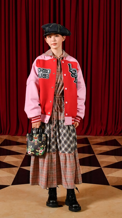 مجموعة KENZO لخريف وشتاء 2023 للنساء والرجال: مغامرة عبر الثقافات والعصور