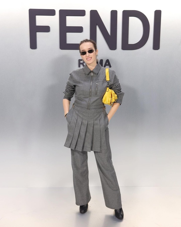 دار Fendi تستكشف الكلاسيكية والأناقة بأسلوب جديد وتقدّم البانك بلمسة راقية