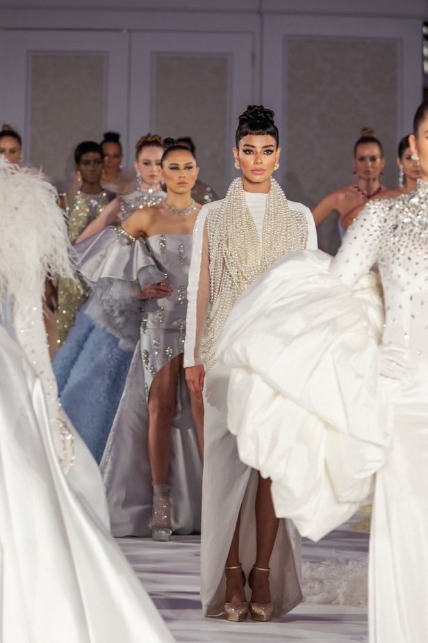 مجموعة الألبسة الراقية لدار Atelier Zuhra لخريف وشتاء 2023