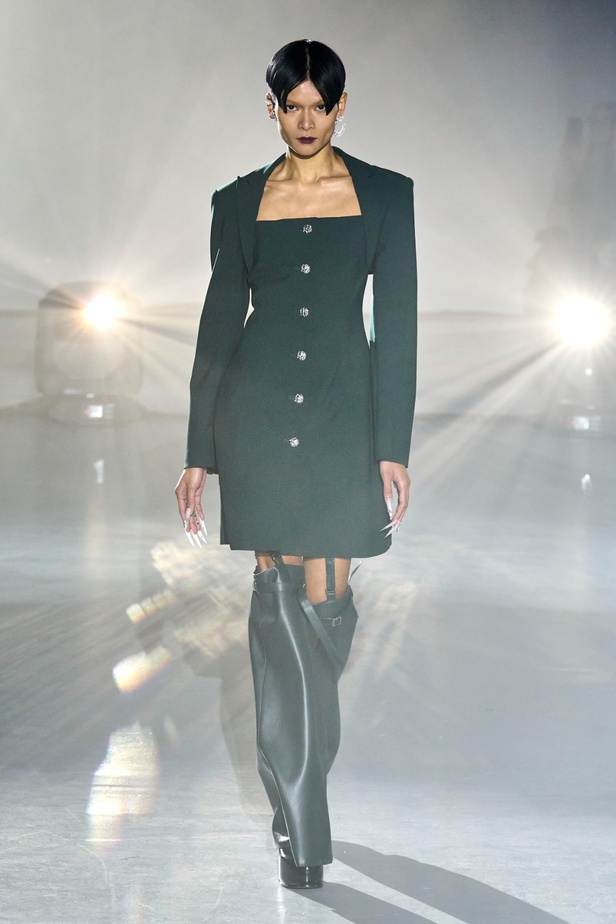 مجموعة Adeam لخريف وشتاء 2023-2024.