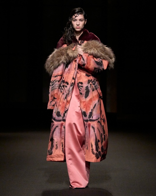 مجموعة Altuzarra لخريف وشتاء 2023-2024