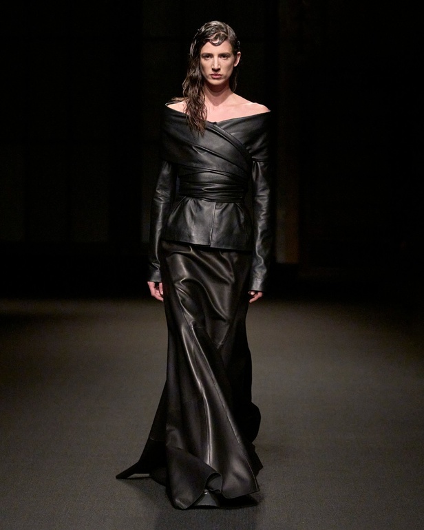 مجموعة Altuzarra لخريف وشتاء 2023-2024