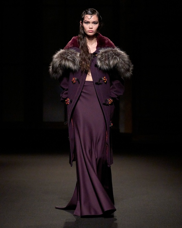 مجموعة Altuzarra لخريف وشتاء 2023-2024