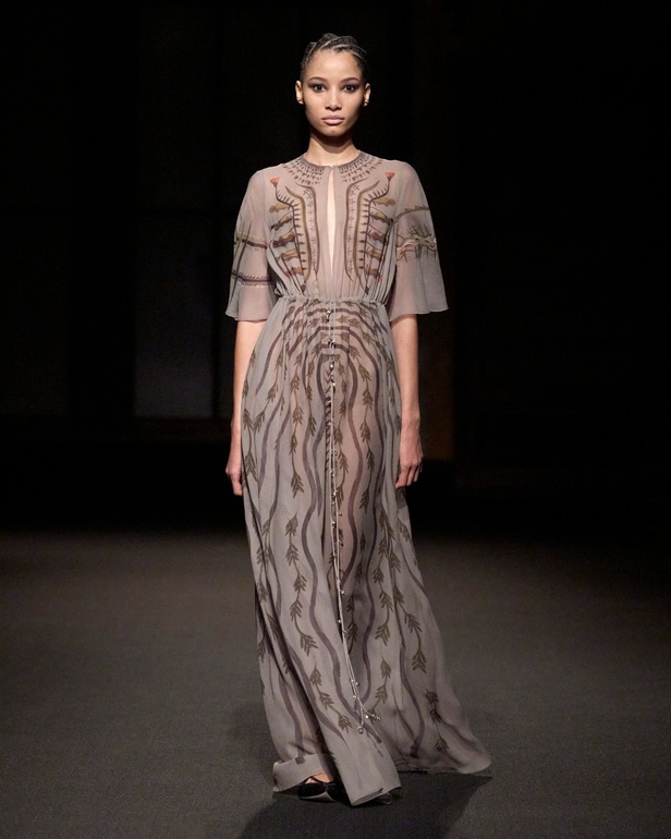 مجموعة Altuzarra لخريف وشتاء 2023-2024