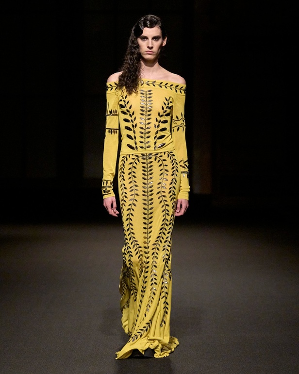 مجموعة Altuzarra لخريف وشتاء 2023-2024