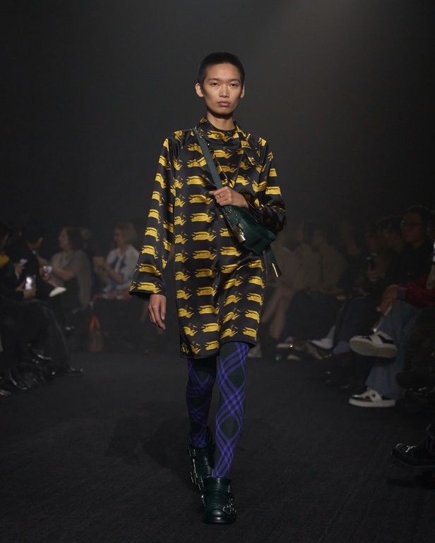مجموعة Burberry لخريف وشتاء 2023-2024 