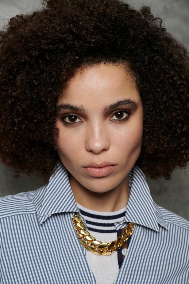 Veronica Beard تُطلق شعارها الجديد عبر مجموعتها لخريف وشتاء 2023- 2024