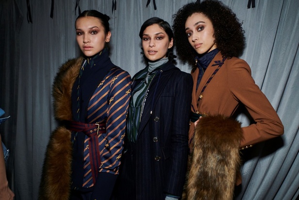 Veronica Beard تُطلق شعارها الجديد عبر مجموعتها لخريف وشتاء 2023- 2024