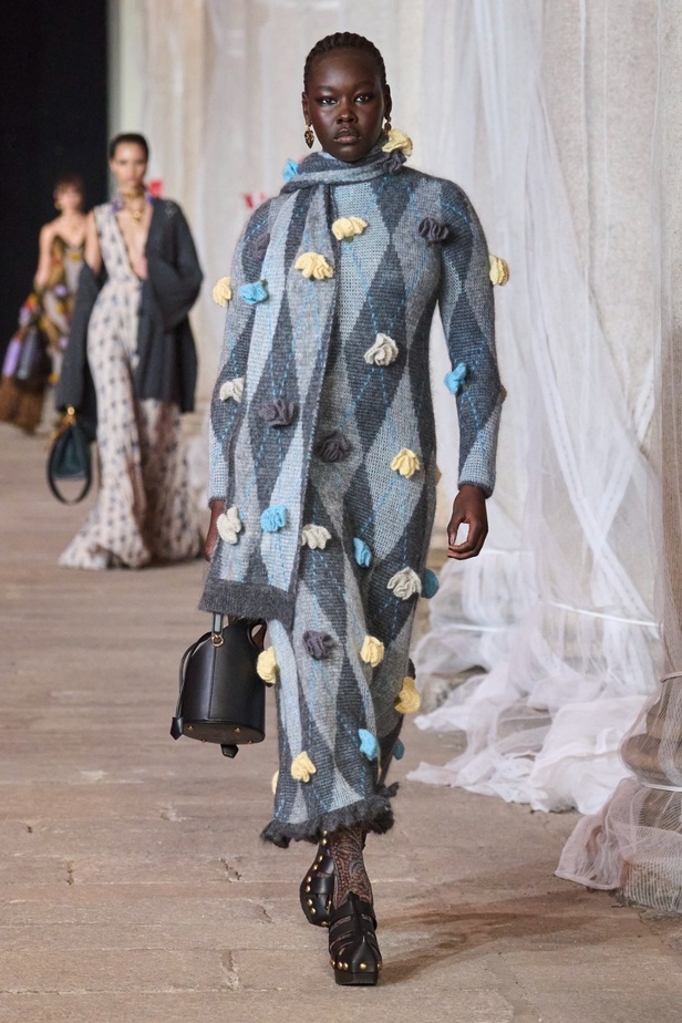 مجموعة Etro لخريف وشتاء 2023