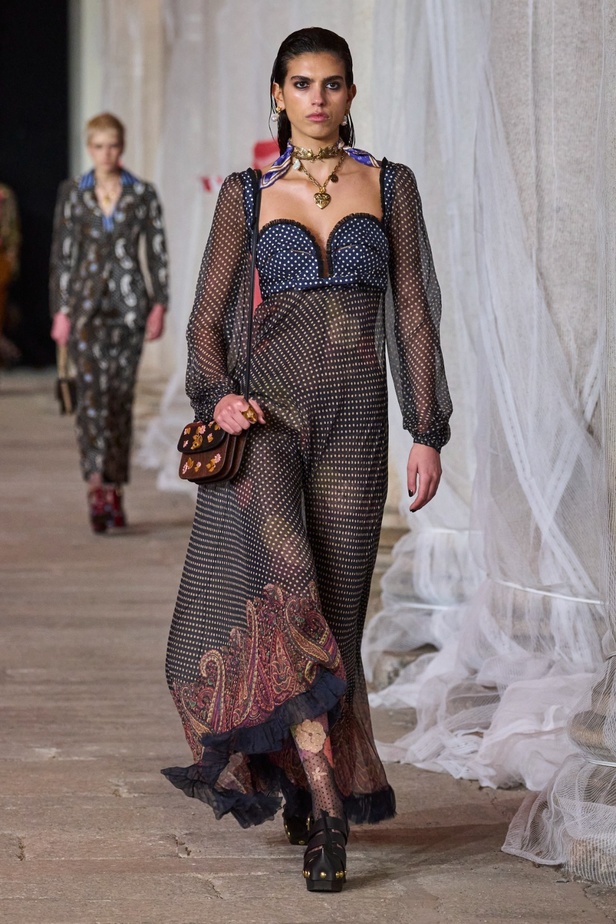 مجموعة Etro لخريف وشتاء 2023