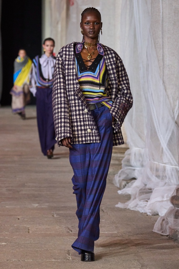 مجموعة Etro لخريف وشتاء 2023